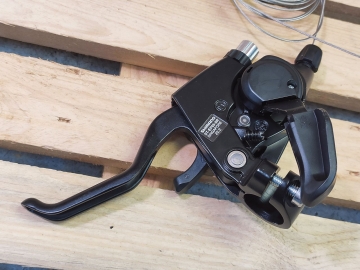 Тормозная ручка/шифтер STEF65 правый, 9-звезд