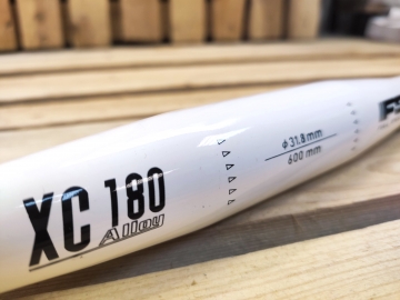 Руль FSA XC180 31,8x600 цвет белый