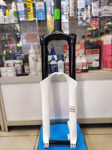 Вилка 26 DH no/name "белые штаны" б/у