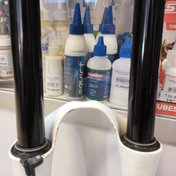 Вилка 26 DH no/name "белые штаны" б/у